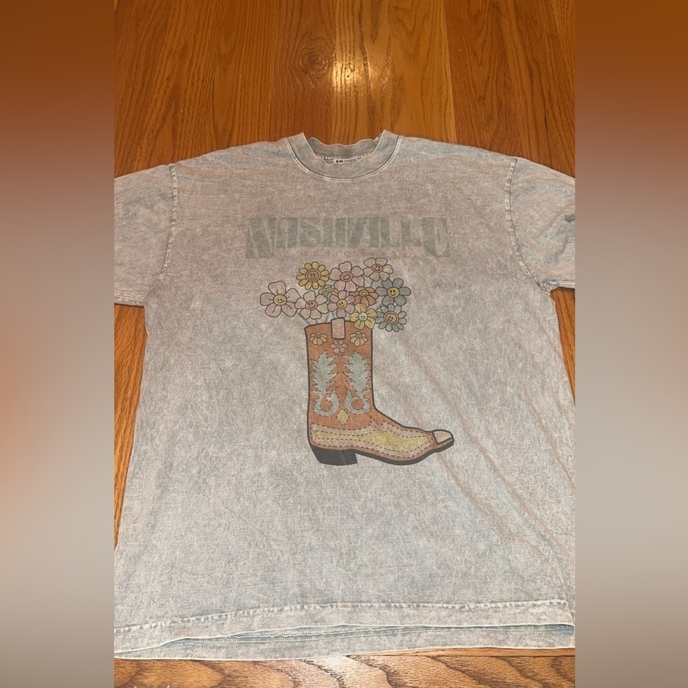 Nashville Western Boot T-Shirt - Size S/M